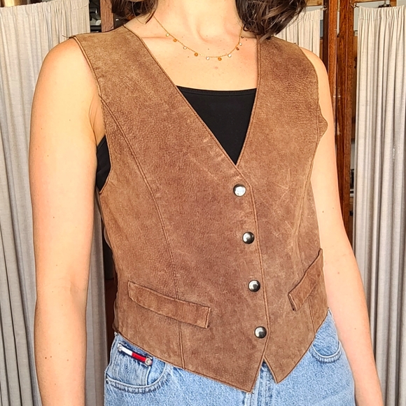 Vintage Jackets & Blazers - Brown leather vest
